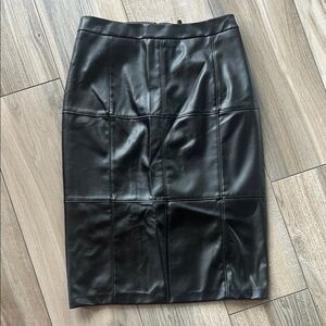 NWT White House Black Market Black Midi Pencil Skirt